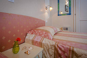Residence Marco Polo Rovinj Buitenkant foto